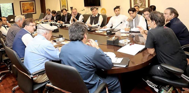 اسلا م آباد:۔ وزیر اعظم عمران خان ایک اہم اجلاس کی صدارت کر رہے ہیں