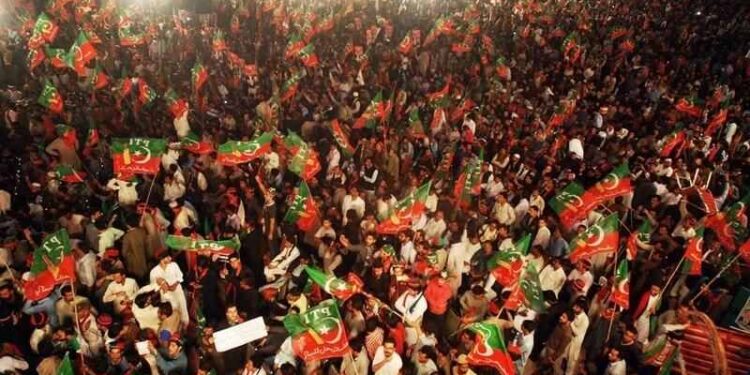 حکومت کا پی ٹی آئی کو لانگ مارچ کی اجازت نہ دینے کا فیصلہ۔