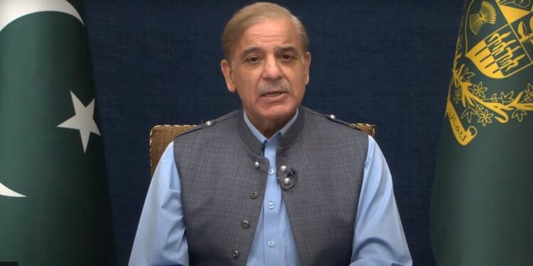 سیاسی مخالفین کو مل کر کام کرنے کی پیش کش، وزیر اعظم شہباز شریف کا قوم سے پہلا خطاب