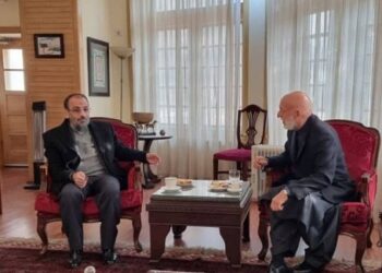 حامد کرزئی سے کابل میں ایرانی سفارتکار کی ملاقات۔
