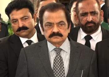 وفاقی وزیر داخلہ کے خلاف وکلا پر تشدد کا مقدمہ درج کرنے کا حکم