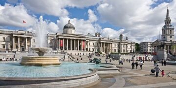 لندن کے ٹرافلگر اسکوائر پرسکھوں کی احتجاجی ریلی۔