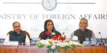 پاکستان گرے لسٹ سے باہر نکلنے سے ایک قدم دور ہے۔ حنا ربانی کھر