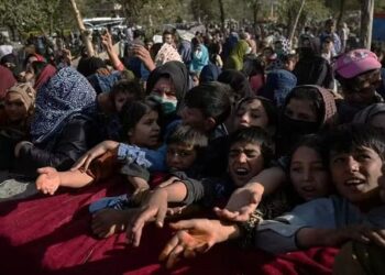 افغانستان میں ایک کروڑ 80 لاکھ لوگوں کو خوراک کی فوری ضرورت ہے۔