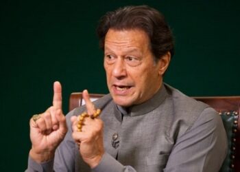 اسٹیبلشمنٹ نے درست فیصلے نہ کئے تو پاکستان کے تین ٹکڑے ہو جائیں گے۔ عمران خان