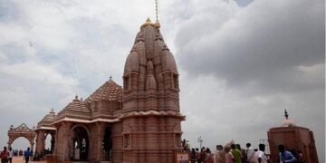 نریندر مودی گجرات میں درگاہ کی جگہ تعمیر ہونے والے مندر کا افتتاح کریں گے۔