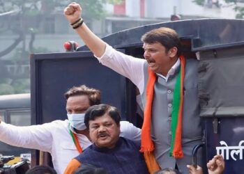 گستاخ رسول بی جے پی رہنما کی پولیس تھانے میں طلبی۔