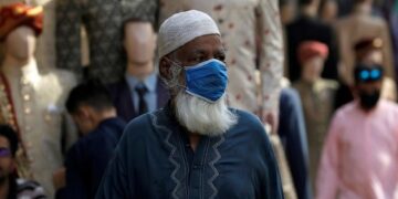 کرونا کے باعث سمارٹ لاک ڈاؤن پر فی الحال غور نہیں ہو رہا۔ وفاقی وزیر صحت