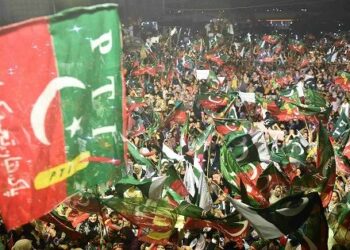 تحریک انصاف آج شام زیرو پوائنٹ سے ایف ٹین تک ریلی نکالے گی۔ عمران قیادت کریں گے