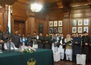 پنجاب کی 21 رکنی کابینہ نے حلف لے لیا