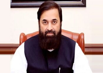 پنجاب کی صوبائی کابینہ آج حلف لے گی۔ گورنر بلیغ الرحمان کا حلف لینےاعلان