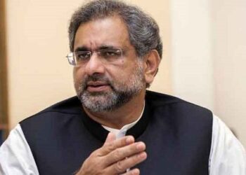 سابق چیئرمین نیب خود کو قوم کے سامنے احتساب کیلئے پیش کریں، شاہد خاقان