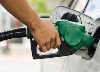 پٹرولیم مصنوعات کی قیمتیں ایک بار پھر بڑھا دی گئیں
