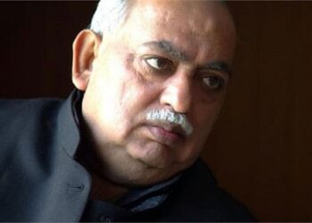مجھ کو گہرائی میں مٹی کی اتر جانا ہے- منور رانا غزل