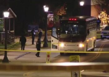 ورجینا یونیورسٹی میں فائرنگ سے تین فٹ بال کھلاڑی ہلاک دو طلبہ زخمی