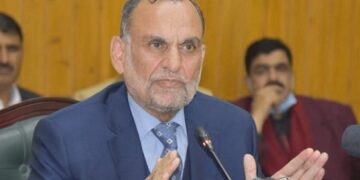 تشدد اور بے لباس کرنے والوں کو معاف کرتا ہوں۔ اعظم سواتی