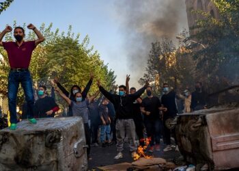 ایران نے پر تشدد مظاہروں کے بعداخلاقی پولیس کو ختم کر دیا