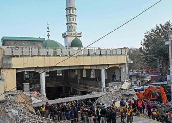 پشاور پولیس لائنز کی مسجد میں ہونےو الے دھماکہ میں شہید ہونے والوں کی تعداد 93 ہو گئی