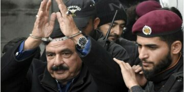 شیخ رشید کے خلاف سندھ اور بلوچستان میں درج مقدمات معطل