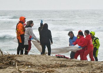 اٹلی کشتی حادثہ میں  28 پاکستانی ہلاک ہوئے، 16 کی جان بچا لی گئی