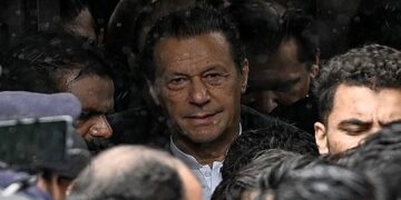 انسداد دہشت گردی کی عدالت نے عمران خان کو اگلی پیشی پر حاضری یقینی بنانے کا حکم دے دیا