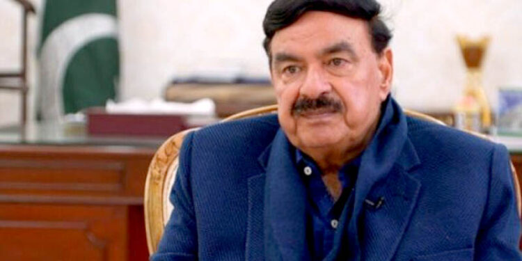 معاشی حالات خوفناک، عوام متنفر ہو چکی، اب مائنس یا پلس ہو کر رہے گا’ شیخ رشید