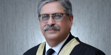 نیب کئی سال سے منتخب نمائندوں کے ساتھ یہ حرکتیں کررہا ہے،وقت آ گیا ہے کہ نیب کے یہ کام ختم ہوں،جسٹس اطہر من اللہ کے عمران خان کی اپیل پر ریمارکس