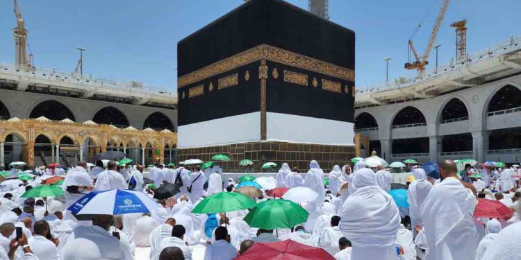 وزٹ ویزے پر آنے والے کو حج کی اجازت نہیں:-  سعودی وزارت حج