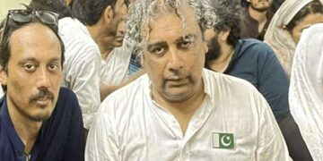 ایک اور وکٹ ، رہنما تحریک انصاف علی زیدی نے سیاست اور پارٹی کو خیربادکہہ دیا