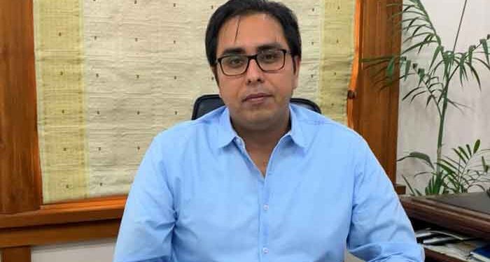 القادر یونیورسٹی عمران خان کی ملکیت نہیں بلکہ اسے ٹرسٹ چلاتا ہے، شہباز گل