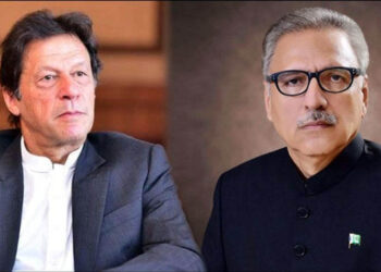 اسلام آباد میں پولیس لائنز میں صدر مملکت عارف علوی اور عمران خان کی طویل ملاقات