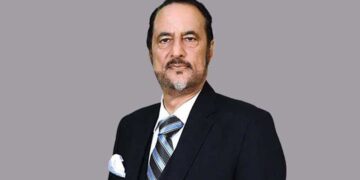 عمران خان سپریم کورٹ کی کسٹڈی میں چلے گئے ہیں، بابر اعوان