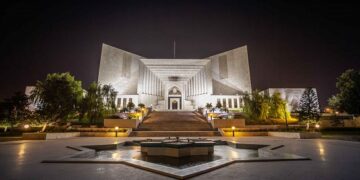 سپریم کورٹ بل پر پارلیمانی ریکارڈ طلب، جسٹس نقوی کو الگ کرنے، فل کورٹ بنانے کی استدعا مسترد