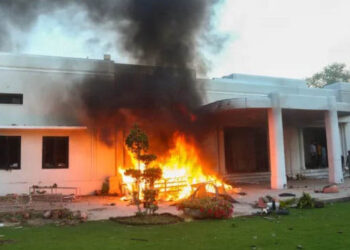 جناح ہاؤس حملہ :  16 ملزمان فوجی عدالت میں مقدمہ کے لئے کمانڈنگ افسر کے حوالے