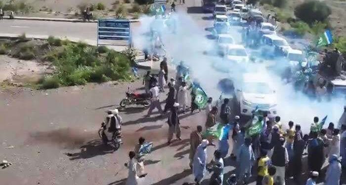 ژوب میں امیر جماعت اسلامی کے قافلے پر خود کش حملہ، چھ افراد زخمی