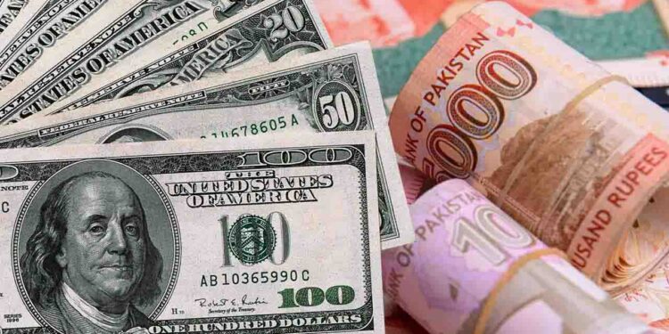 انٹر بینک میں ڈالر چند گھنٹے میں 8 روپے 78 پیسے مہنگا ہو گیا