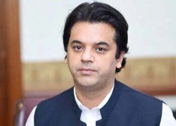 خواجہ آصف میرے گھر اور سیکریٹریٹ پر حملے میں براہ راست ملوث ہیں۔ عثمان ڈار