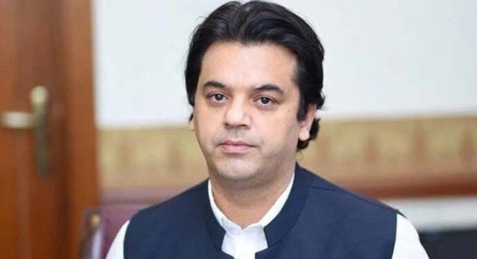 خواجہ آصف میرے گھر اور سیکریٹریٹ پر حملے میں براہ راست ملوث ہیں۔ عثمان ڈار