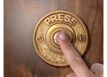 مغل بادشاہ جہانگیر کی یاد تازہ، گورنرسندھ نے گیٹ پر گھنٹی نصب کروا دی