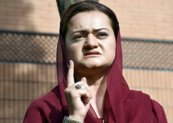 پی ڈی ایم سپریم کورٹ کے سامنے دھرنا دیکر اپنا مؤقف پیش کرے گی : وزیر اطلاعات مریم اورنگزیب