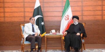 پشین میں وزیرِ اعظم شہباز شریف نے ایرانی صدر کے ہمراہ بارڈر مارکیٹ کا افتتاح کر دیا