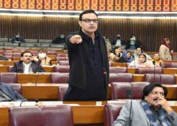 اگر سپریم کورٹ نے آڈٹ نہیں کرانا تو آئین پاکستان کو پھاڑ کر پھینک دیں:-پبلک اکاؤنٹس کمیٹی کے چیئرمین نور عالم خان