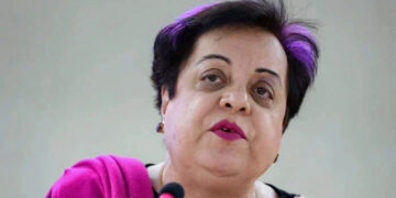 مسلسل پانچ مرتبہ رہائی کے بعد گرفتاری، پی ٹی آئی رہنما شیریں مزاری نے سیاست چھوڑنے کا اعلان کر دیا