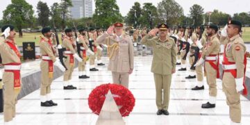 برطانیہ کے چیف آف جنرل سٹاف کی جی ایچ کیو میں آرمی چیف سے ملاقات