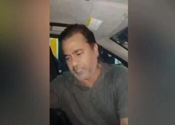 عمران ریاض خان گھر پہنچ گئے