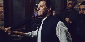 سائفر کیس کی جیل میں سماعت کے خلاف درخواست پر اسلام آباد ہائی کورٹ نے فریقین کو نوٹس جاری کر دیئے